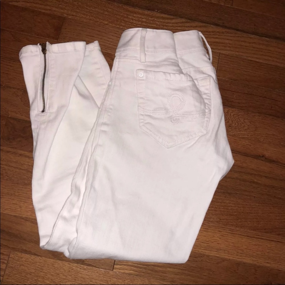 White Lilly Pulitzer Pants